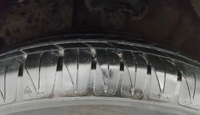 2021 KIA SONET HTK 1.2, Petrol, Manual, 15,178 km, Left Front Tyre Tread
