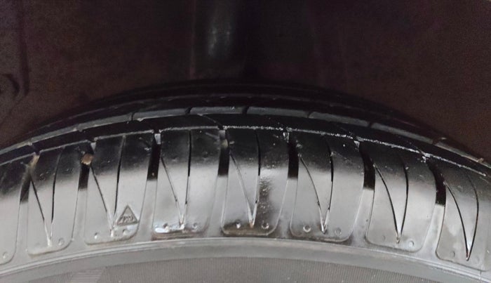 2021 KIA SONET HTK 1.2, Petrol, Manual, 15,178 km, Right Rear Tyre Tread