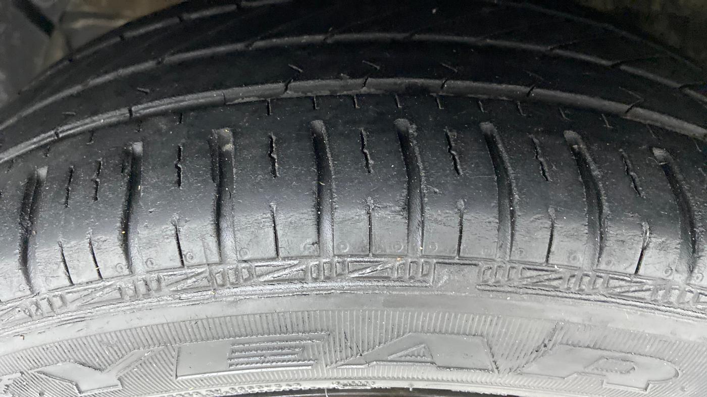 2017 Hyundai Grand i10 MAGNA 1.2 KAPPA VTVT, Petrol, Manual, 34,029 km, Left Front Tyre Tread