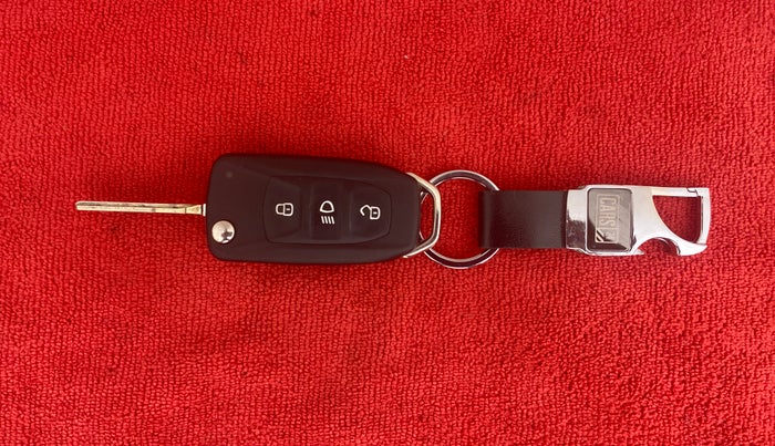 2021 Tata Tiago XT PETROL, Petrol, Manual, 18,297 km, Key Close Up
