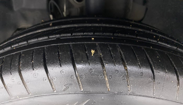 2021 Tata Tiago XT PETROL, Petrol, Manual, 18,297 km, Left Front Tyre Tread