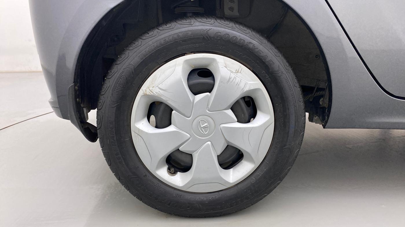 2021 Tata Tiago XT PETROL, Petrol, Manual, 18,297 km, Right Rear Wheel