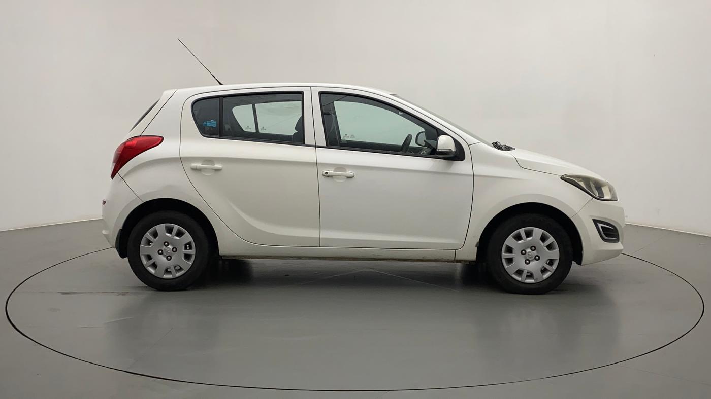 2013 Hyundai i20 MAGNA 1.2, Petrol, Manual, 25,625 km, Right Side