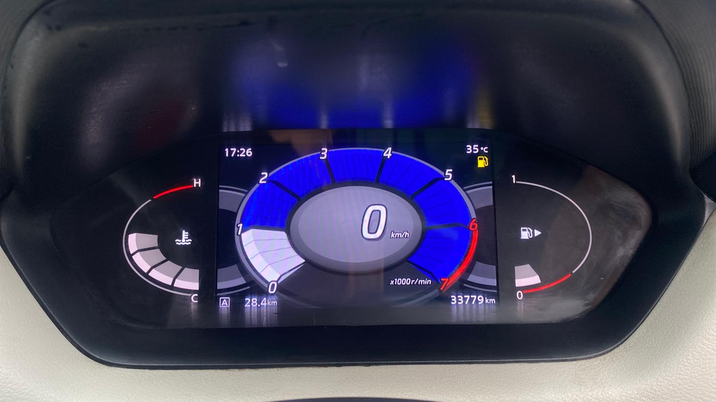 2021 Nissan MAGNITE XV MT, Petrol, Manual, 33,769 km, Odometer Image