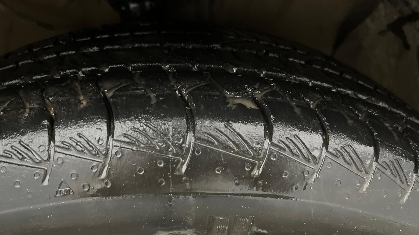 2018 Hyundai Creta SX PLUS AT 1.6 PETROL, Petrol, Automatic, 82,371 km, Right Front Tyre Tread