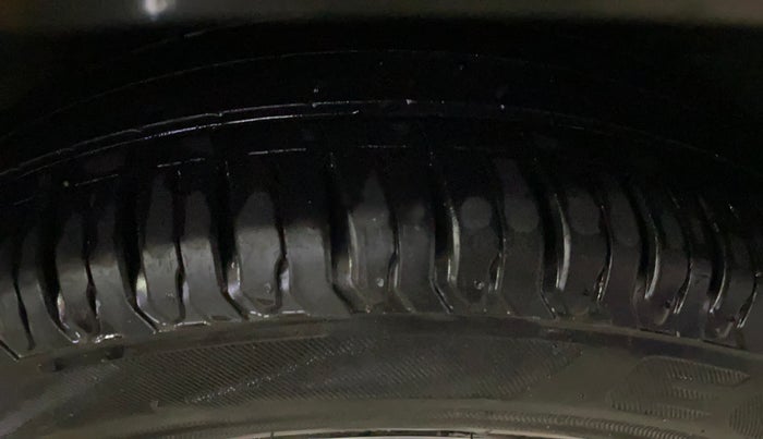 2024 Maruti Swift ZXI PLUS, Petrol, Manual, 30,085 km, Left Rear Tyre Tread