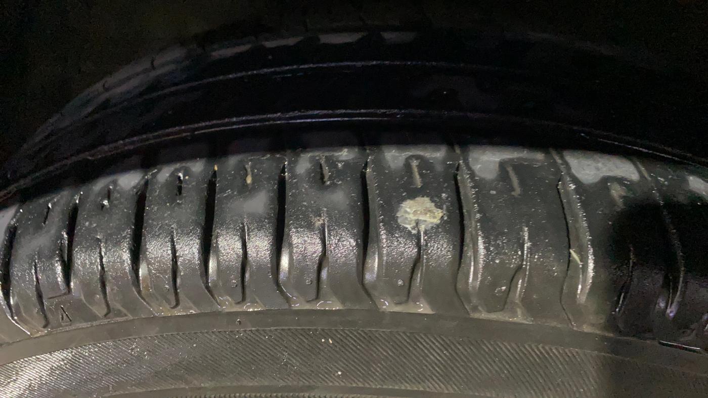 2024 Maruti Swift ZXI PLUS, Petrol, Manual, 30,125 km, Left Front Tyre Tread