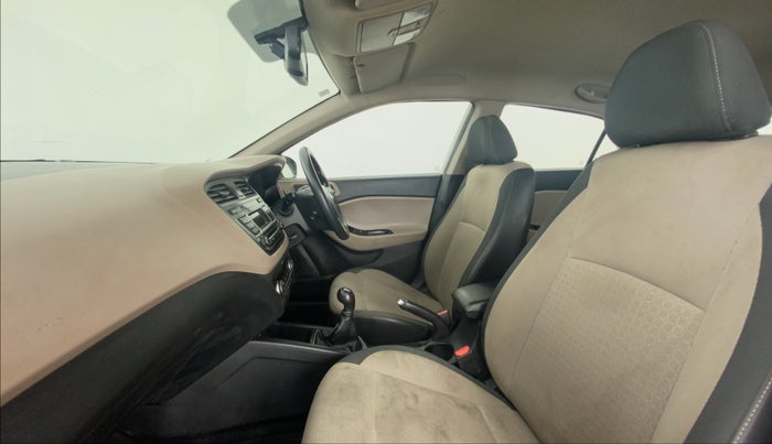 2016 Hyundai Elite i20 SPORTZ 1.2, Petrol, Manual, 59,397 km, Right Side Front Door Cabin