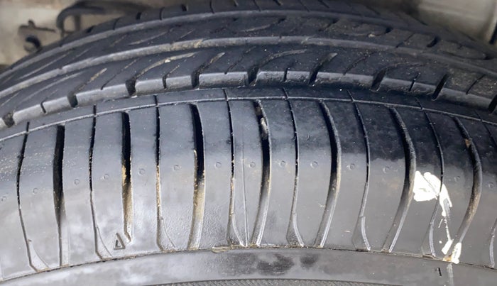 2016 Hyundai Elite i20 SPORTZ 1.2, Petrol, Manual, 59,397 km, Right Rear Tyre Tread