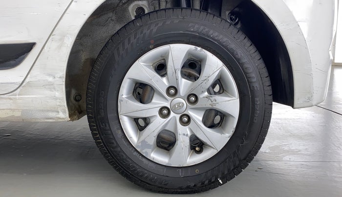 2016 Hyundai Elite i20 SPORTZ 1.2, Petrol, Manual, 59,397 km, Left Rear Wheel