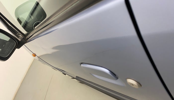 2010 Maruti Wagon R 1.0 VXI, Petrol, Manual, 69,158 km, Front passenger door - Slightly dented