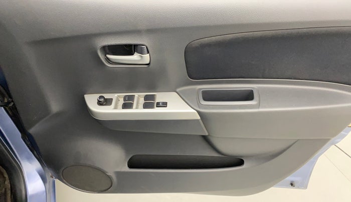 2010 Maruti Wagon R 1.0 VXI, Petrol, Manual, 69,158 km, Driver Side Door Panels Control