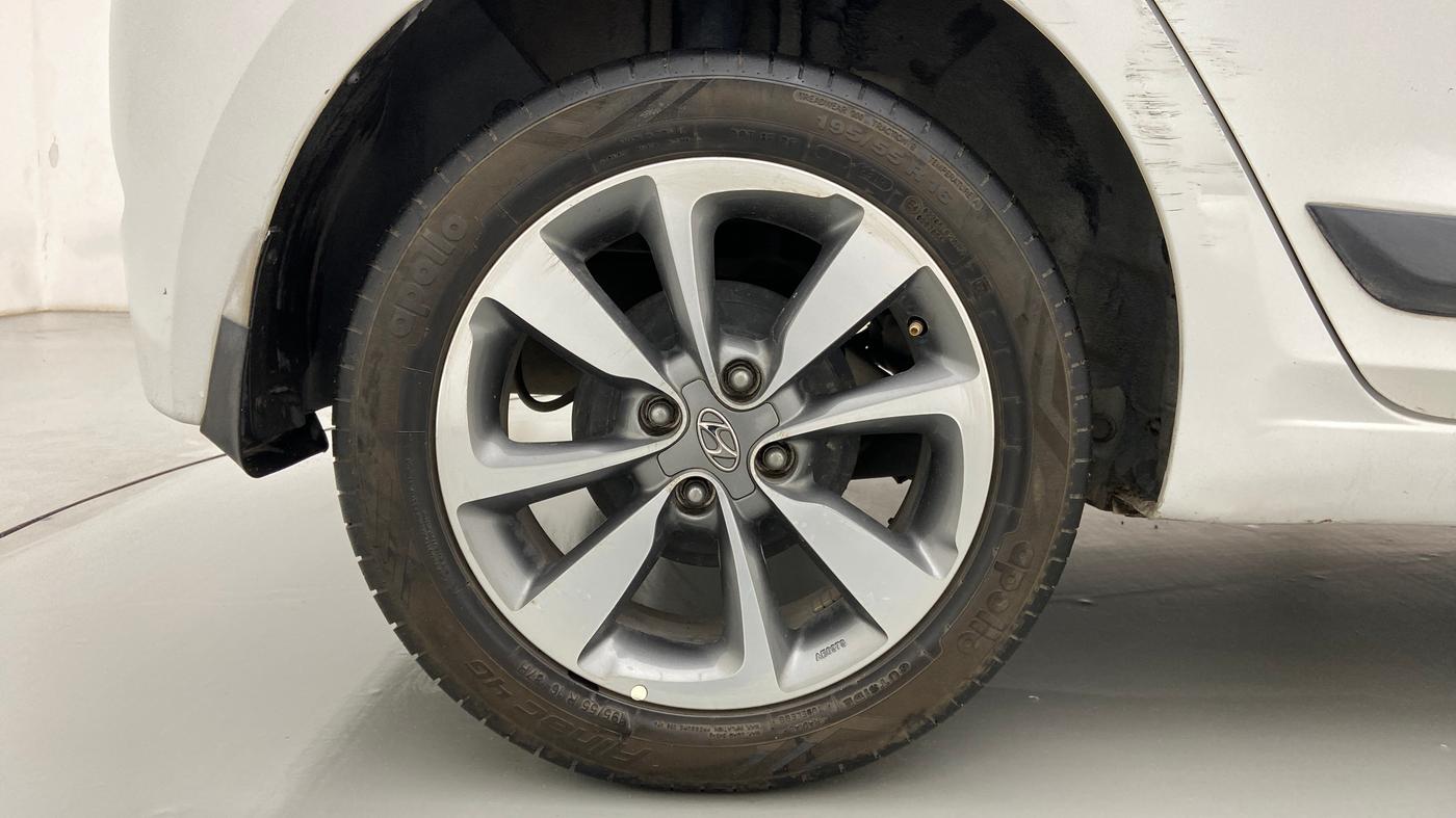 2014 Hyundai Elite i20 ASTA 1.4 CRDI, Diesel, Manual, 85,231 km, Right Rear Wheel