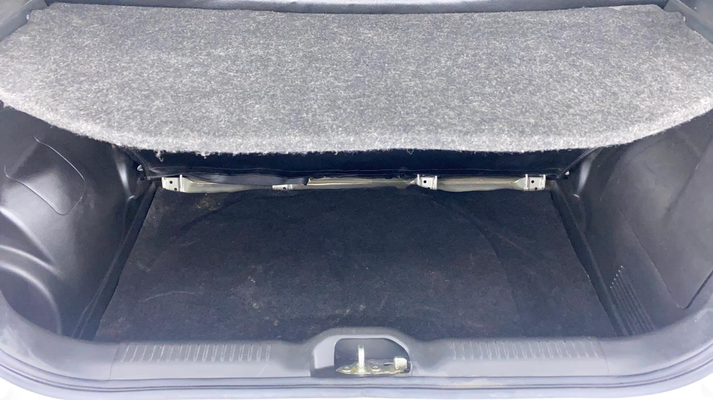 2018 Maruti Swift LXI D, Petrol, Manual, 32,633 km, Boot Inside