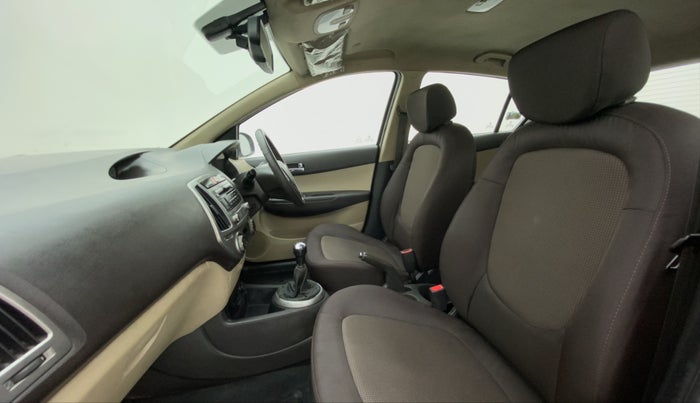 2014 Hyundai i20 SPORTZ 1.2 VTVT, Petrol, Manual, 58,298 km, Right Side Front Door Cabin