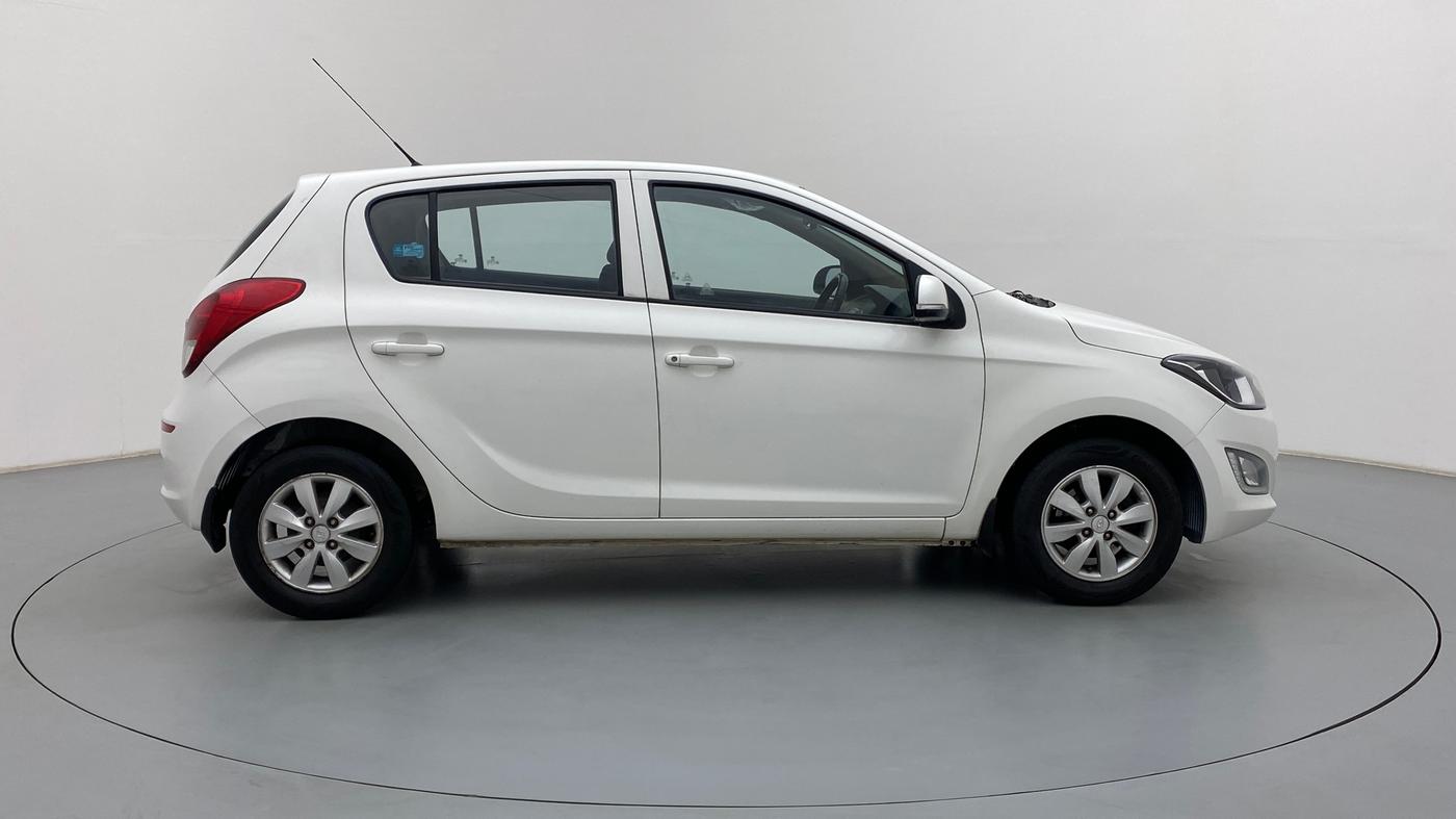 2014 Hyundai i20 SPORTZ 1.2 VTVT, Petrol, Manual, 58,298 km, Right Side View