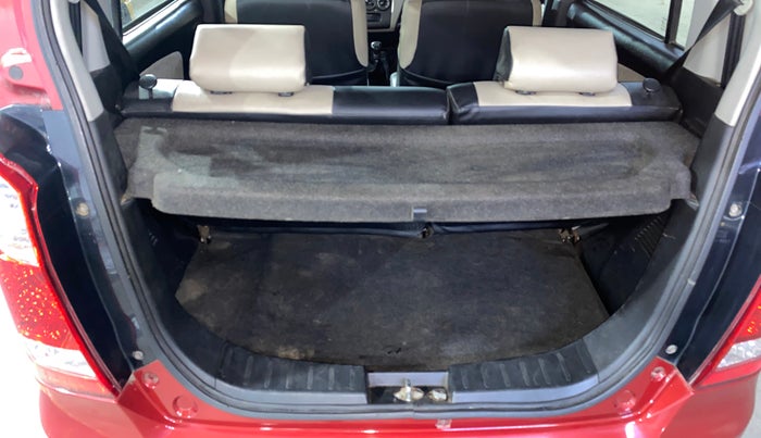 2013 Maruti Wagon R 1.0 VXI, Petrol, Manual, 67,680 km, Boot Inside