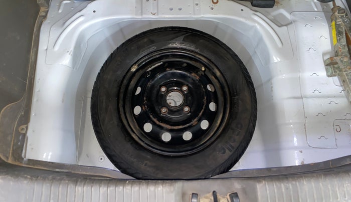 2016 Hyundai i10 SPORTZ 1.1, Petrol, Manual, 63,077 km, Spare Tyre