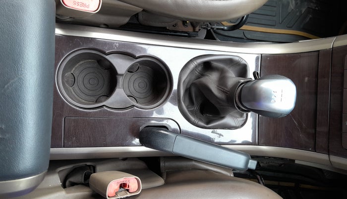 2013 Mahindra XUV500 W8, Diesel, Manual, 96,731 km, Gear Lever