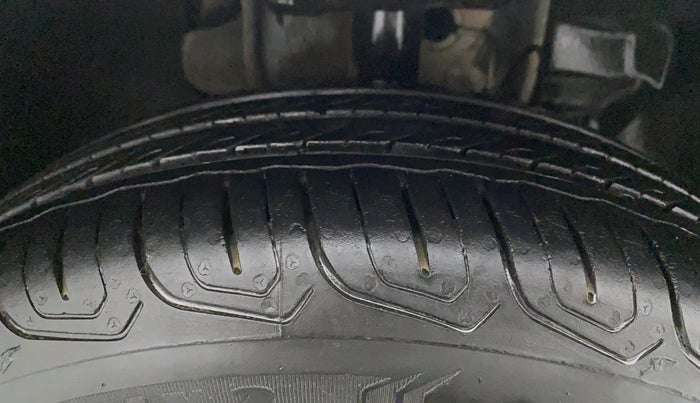 2021 Tata Tiago XT (O) PETROL, Petrol, Manual, 15,838 km, Right Front Tyre Tread