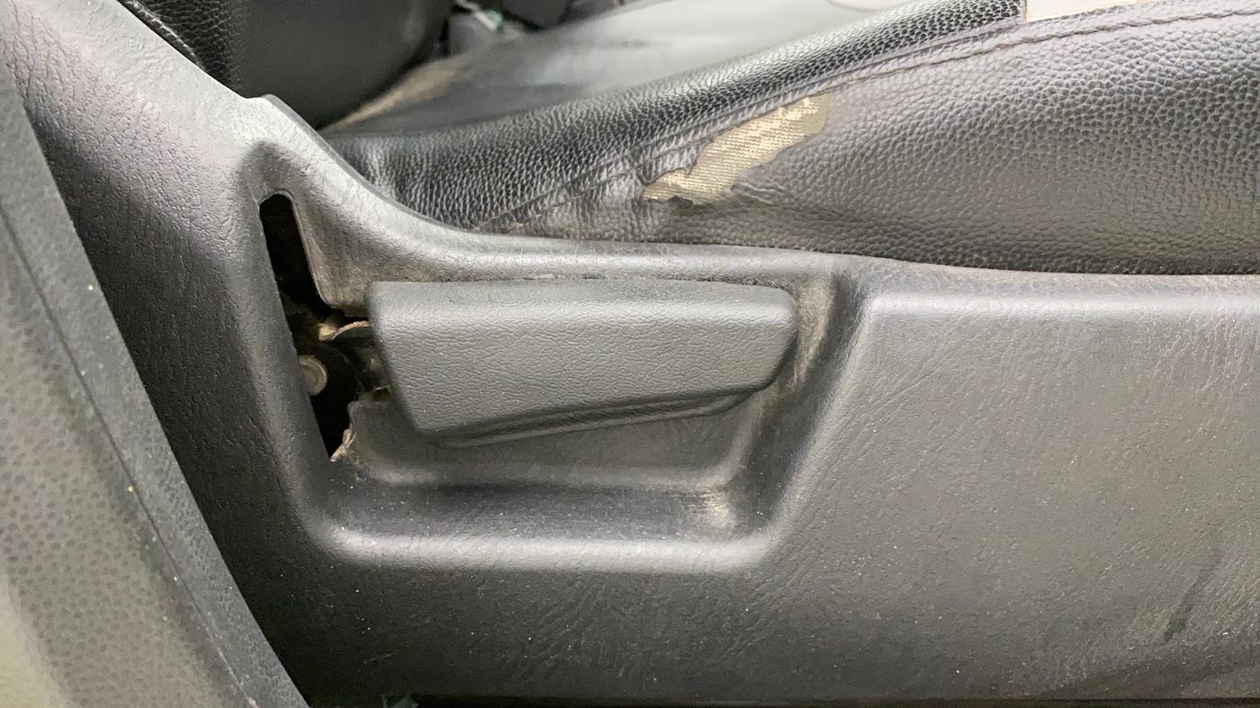 2020 Maruti Alto LXI, Petrol, Manual, 68,275 km, Driver Side Adjustment Panel