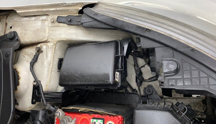 2013 Hyundai i20 MAGNA (O) 1.2, Petrol, Manual, 48,911 km, Left Apron - Apron minor rusted