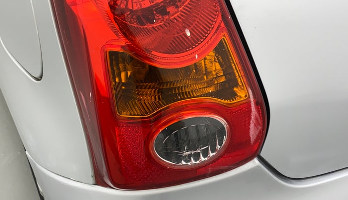 2011 Toyota Etios Liva G, Petrol, Manual, 12,046 km, Left tail light - Minor damage