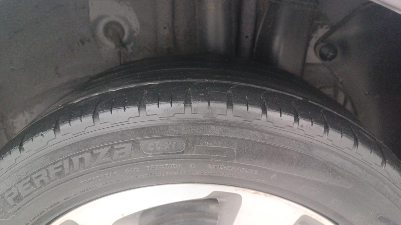 2017 Hyundai Elite i20 ASTA 1.2, Petrol, Manual, 81,563 km, Left Rear Tyre Tread