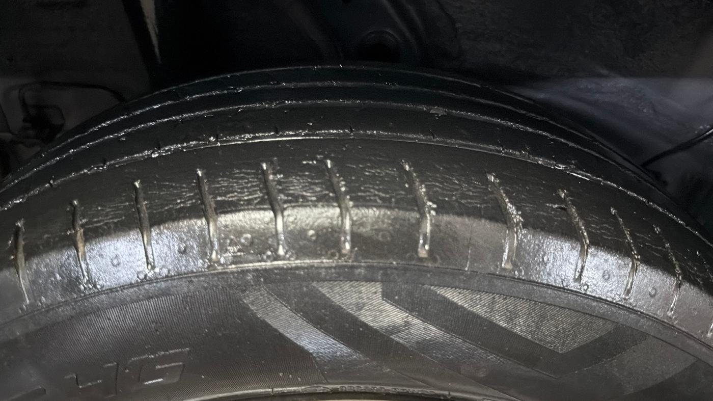2020 Hyundai VENUE S 1.0 TURBO DCT, Petrol, Automatic, 40,100 km, Right Rear Tyre Tread