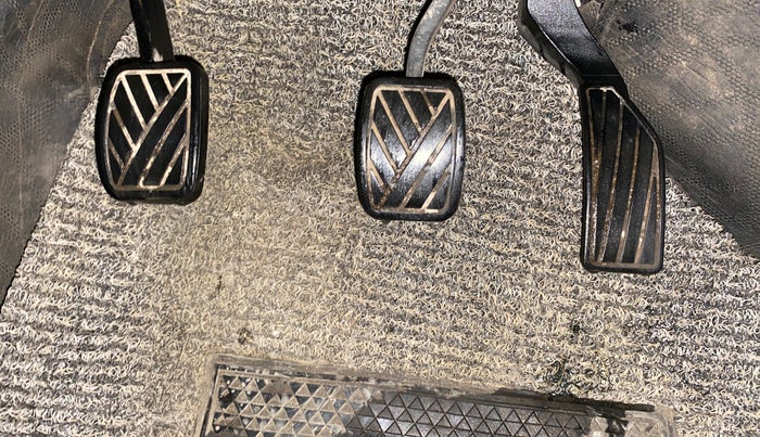 2018 Maruti S Cross ALPHA 1.3, Diesel, Manual, 94,576 km, Pedals