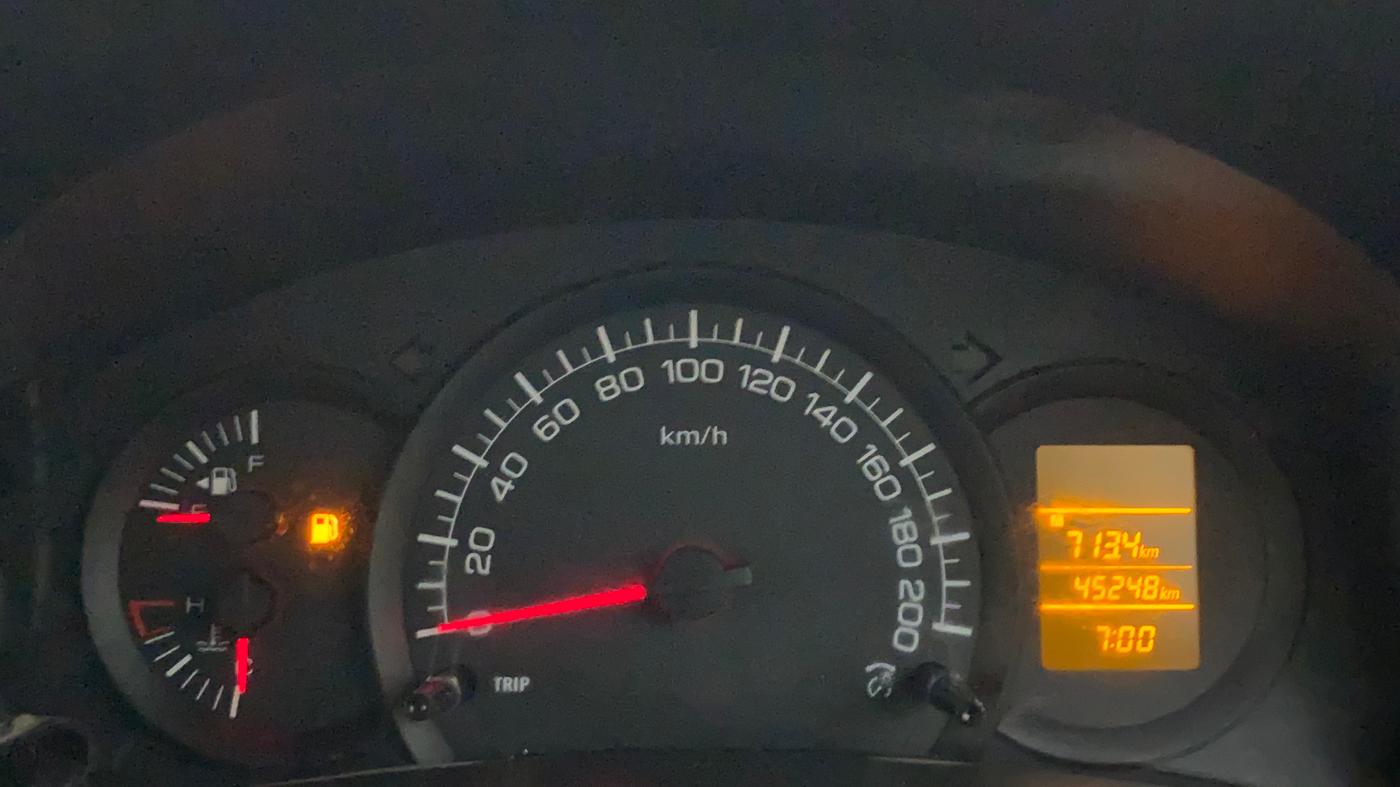 2017 Maruti Swift LXI (O), Petrol, Manual, 45,568 km, Odometer Image