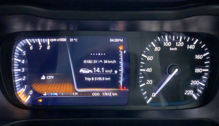 2020 Tata ALTROZ XZ 1.2, Petrol, Manual, 17,807 km, Odometer Image