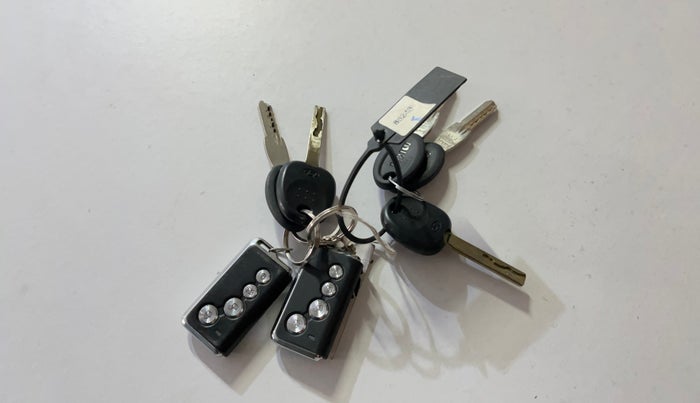 2015 Hyundai Verna FLUIDIC 4S 1.4 VTVT, Petrol, Manual, 48,762 km, Key Close Up