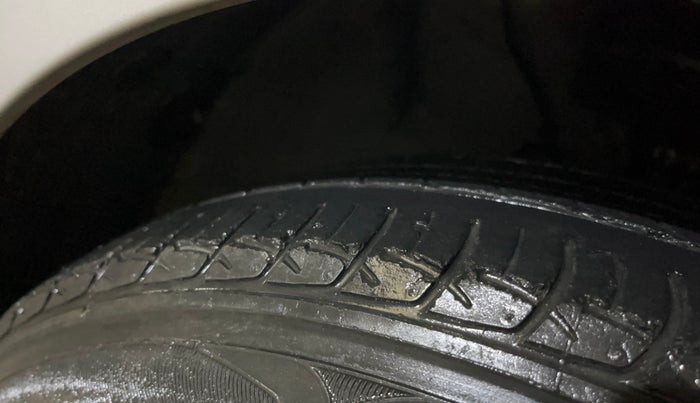 2015 Hyundai Verna FLUIDIC 4S 1.4 VTVT, Petrol, Manual, 48,762 km, Right Front Tyre Tread