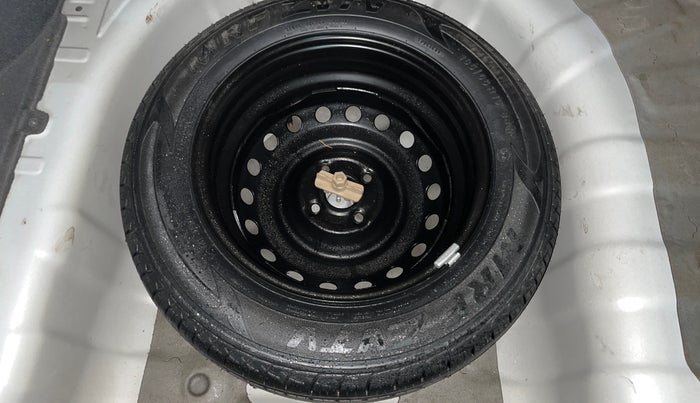 2015 Hyundai Verna FLUIDIC 4S 1.4 VTVT, Petrol, Manual, 48,762 km, Spare Tyre