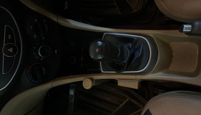 2015 Hyundai Verna FLUIDIC 4S 1.4 VTVT, Petrol, Manual, 48,762 km, Gear Lever