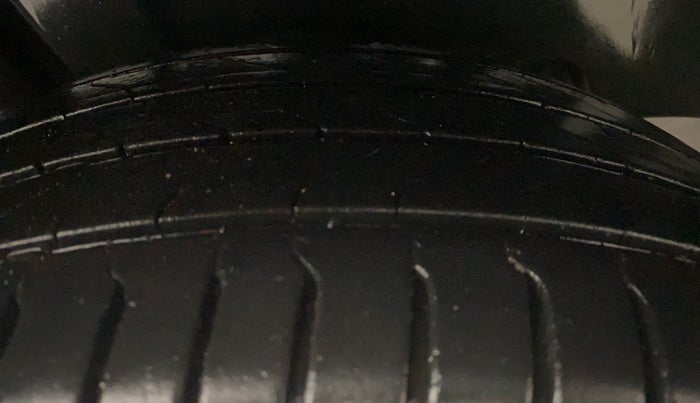 2018 Maruti Ciaz ALPHA  AT 1.4  PETROL, Petrol, Automatic, 54,790 km, Right Rear Tyre Tread