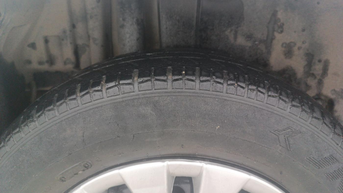 2013 Maruti Swift VDI, Diesel, Manual, 91,478 km, Right Rear Tyre Tread