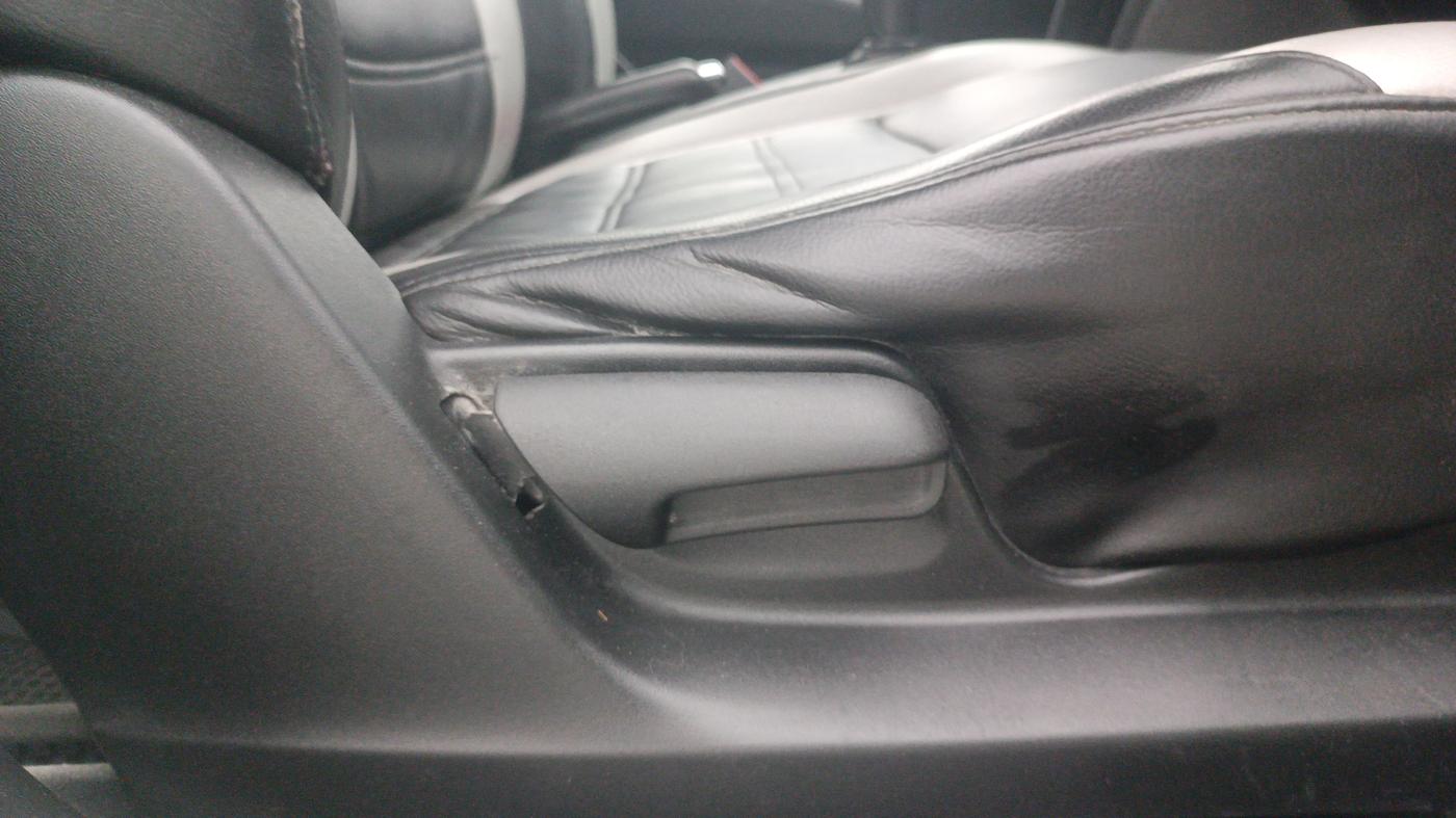 2013 Maruti Swift VDI, Diesel, Manual, 91,478 km, Driver Side Adjustment Panel