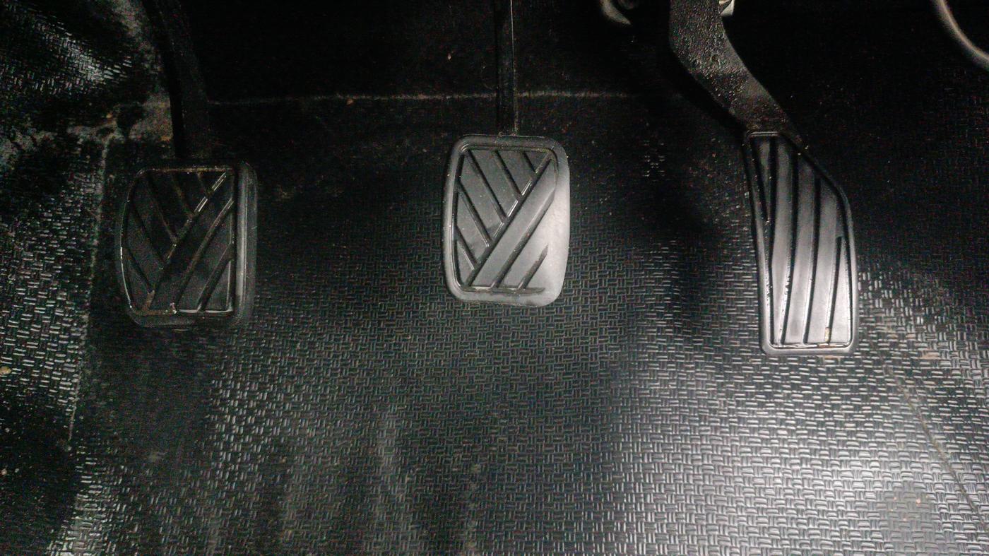 2013 Maruti Swift VDI, Diesel, Manual, 91,478 km, Pedals
