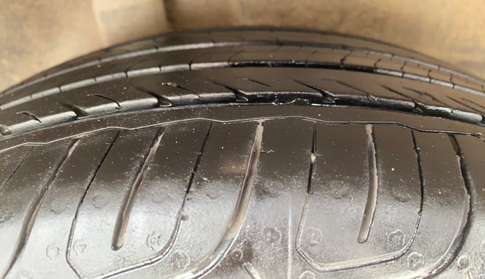 2016 Honda BR-V 1.5L I-VTEC V CVT, Petrol, Automatic, 1,04,407 km, Right Rear Tyre Tread