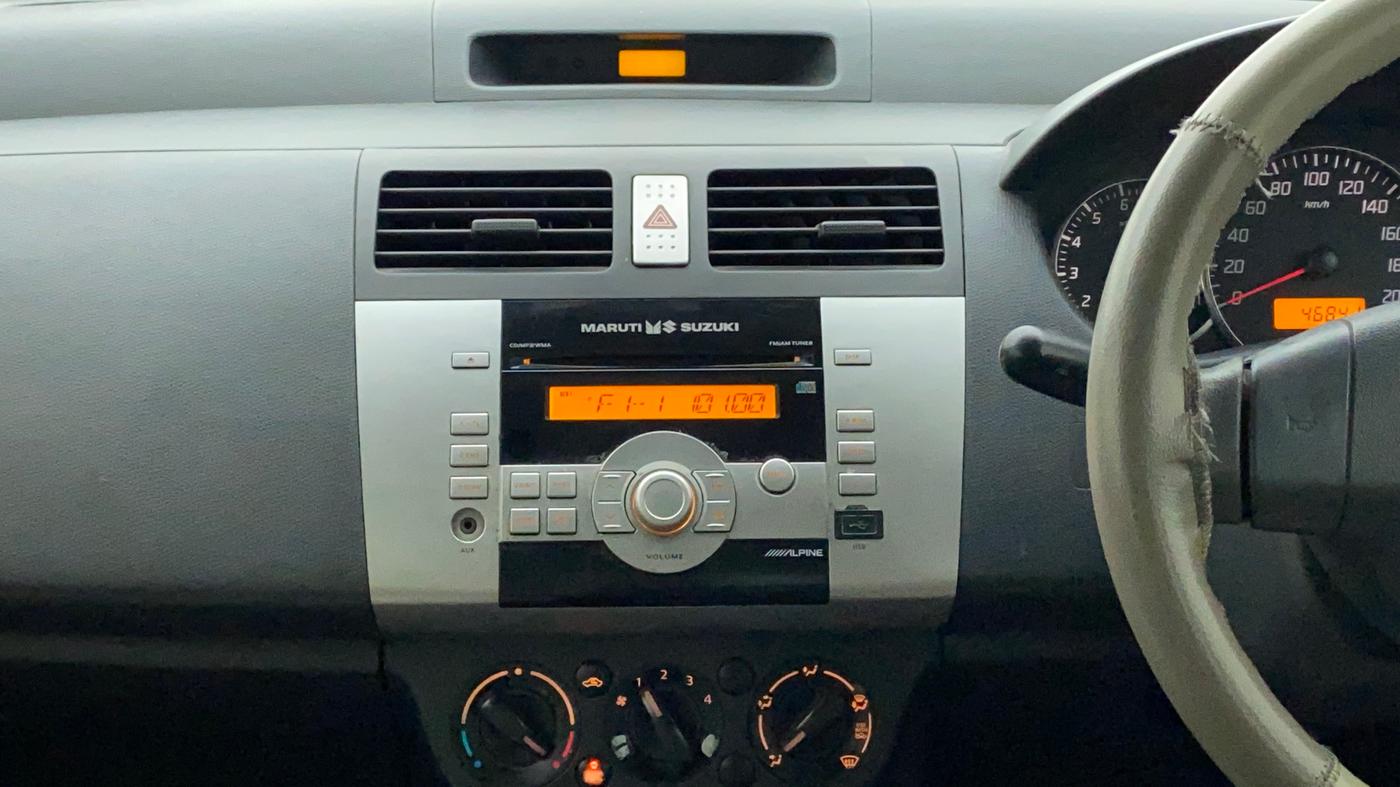 2011 Maruti Swift VXI, Petrol, Manual, 46,838 km, Air Conditioner
