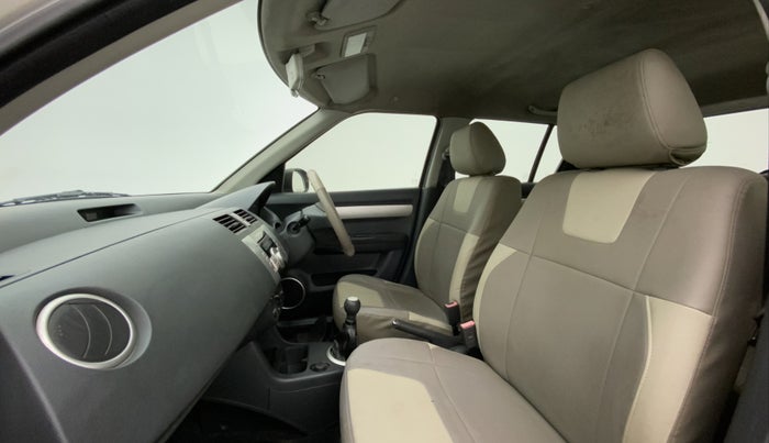2011 Maruti Swift VXI, Petrol, Manual, 46,838 km, Right Side Front Door Cabin