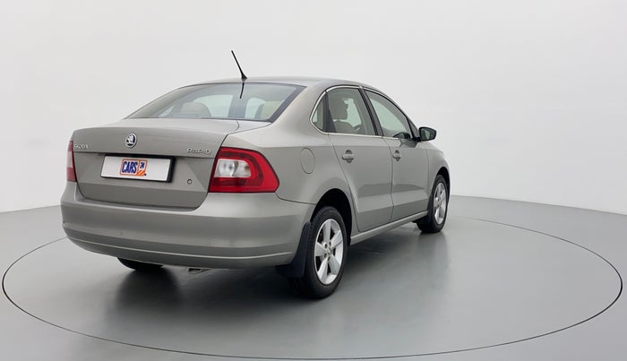 2016 Skoda Rapid AMBITION 1.6 MPI MT PLUS, Petrol, Manual, 82,482 km, Right Back Diagonal (45- Degree) View