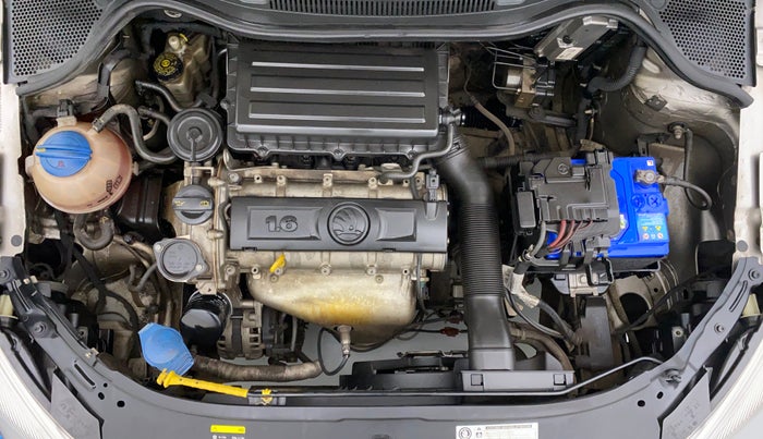 2016 Skoda Rapid AMBITION 1.6 MPI MT PLUS, Petrol, Manual, 82,482 km, Engine Bonet View