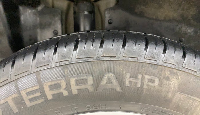 2022 MG HECTOR SHINE 1.5 PETROL TURBO MT, Petrol, Manual, 24,799 km, Right Rear Tyre Tread