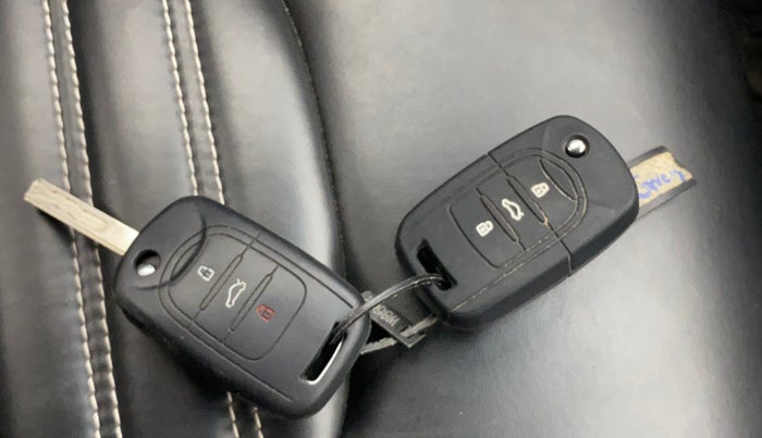 2022 MG HECTOR SHINE 1.5 PETROL TURBO MT, Petrol, Manual, 24,799 km, Key Close Up