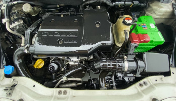 2017 Maruti Swift VDI, Diesel, Manual, 82,916 km, Open Bonet