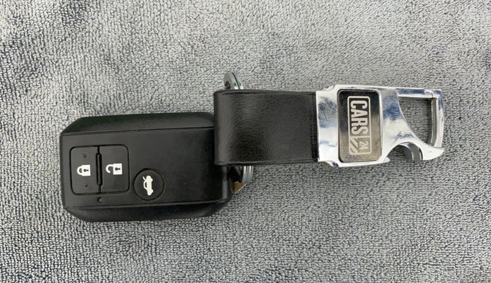 2018 Maruti Dzire ZXI AMT, Petrol, Automatic, 32,311 km, Key Close Up