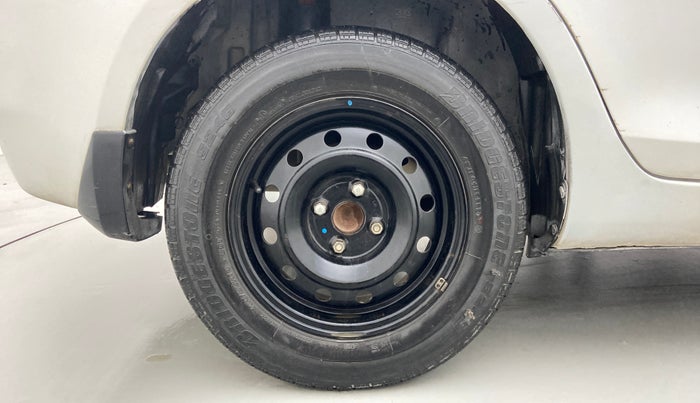 2012 Maruti Swift Dzire VDI, Diesel, Manual, 99,334 km, Right Rear Wheel